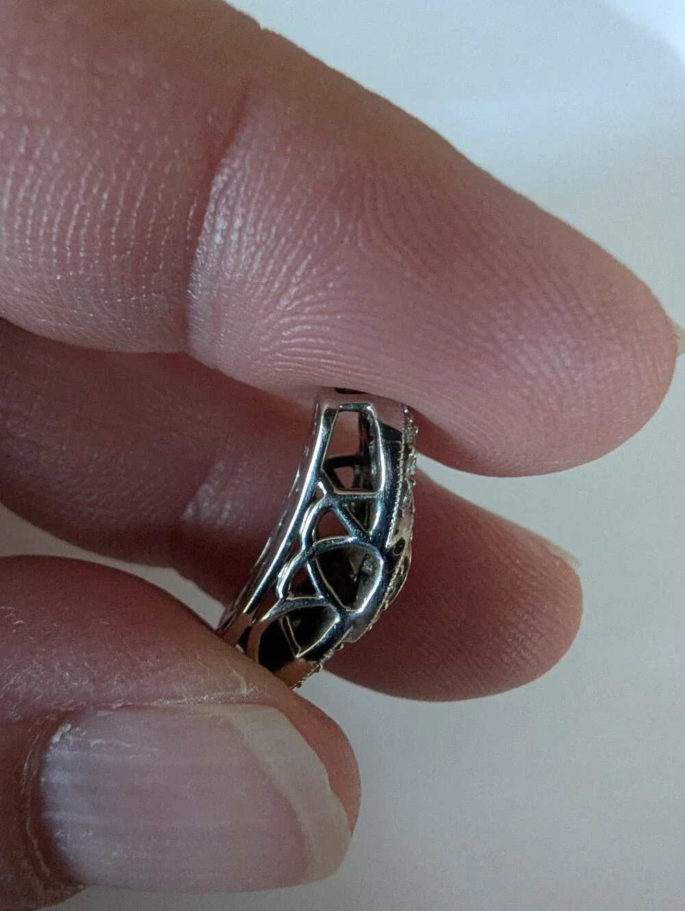 14k White Gold Diamond Pendant - Picture 4 of 8